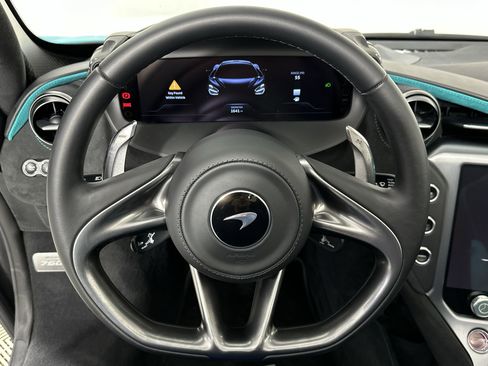 Used 2024 McLaren 750S Spider image 14