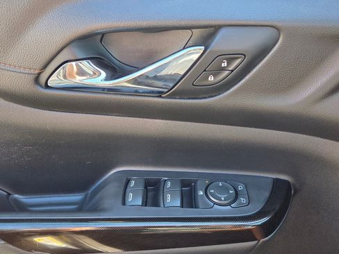 Used 2020 GMC Acadia AT4 image 30