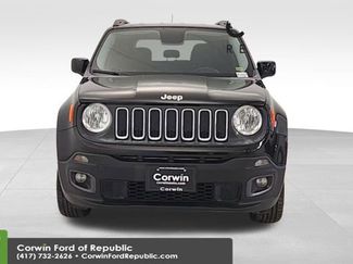 Used 2017 Jeep Renegade Latitude w/ Cold Weather Group video 2