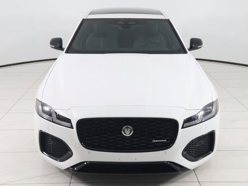 Used 2024 Jaguar XF R-Dynamic SE image 64
