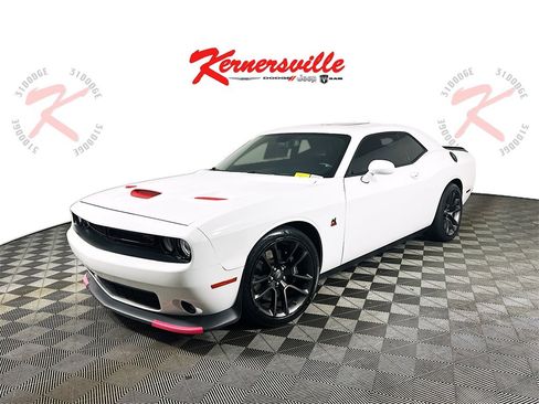 Used 2021 Dodge Challenger R/T Scat Pack w/ Plus Package image 3