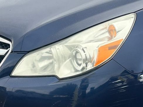 Used 2011 Subaru Legacy 2.5i AWD/4WD image 12