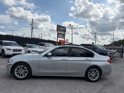 Used 2017 BMW 320i Sedan RWD image 8