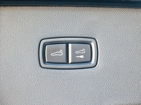 Certified 2025 Porsche Cayenne E-Hybrid Coupe image 62