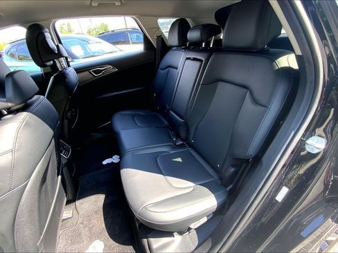 Used 2023 Kia Sportage EX FWD image 27