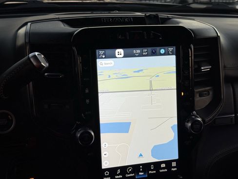 Used 2022 RAM 3500 Limited image 30