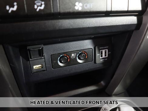 Used 2020 Toyota 4Runner Limited image 7