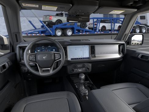 New 2026 Ford Bronco Outer Banks AWD/4WD image 9