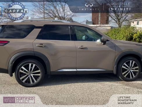 Used 2024 Nissan Pathfinder Platinum w/ Cargo Package image 9