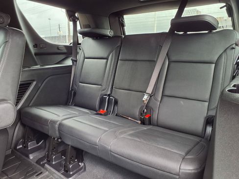 Used 2026 Chevrolet Tahoe Z71 w/ Comfort Package AWD/4WD image 19