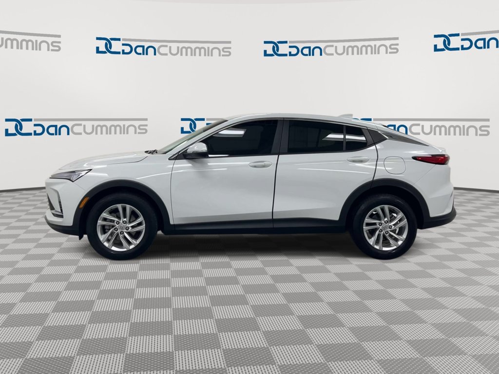 Used 2024 Buick Envista Preferred w/ Convenience I Package FWD image 5