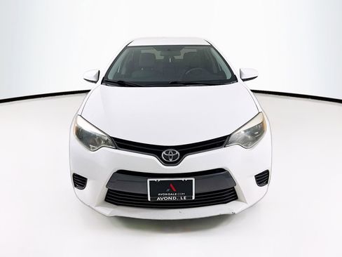Used 2015 Toyota Corolla LE image 2