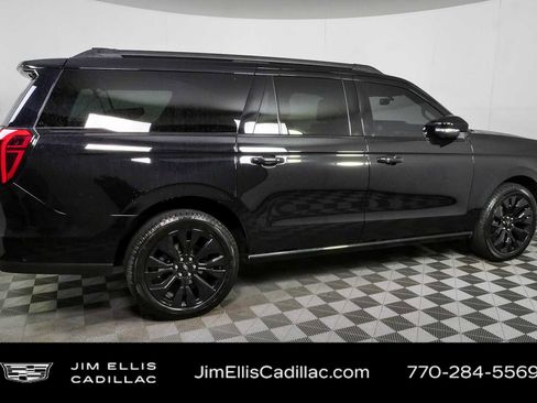Used 2025 Ford Expedition Max Platinum w/ Stealth Appearance Package AWD/4WD image 2