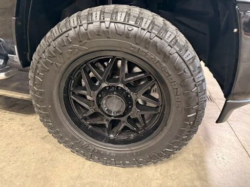 Used 2024 RAM 2500 Big Horn AWD/4WD image 5