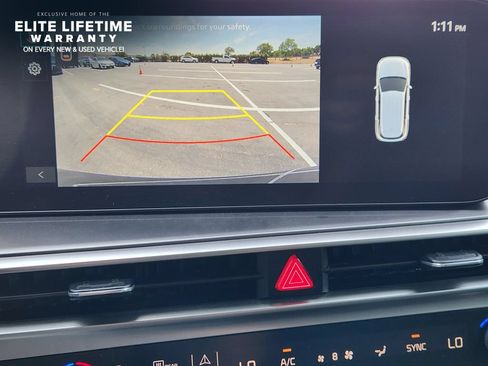 Used 2025 Kia Sorento S w/ Panoramic Sunroof Package FWD image 17