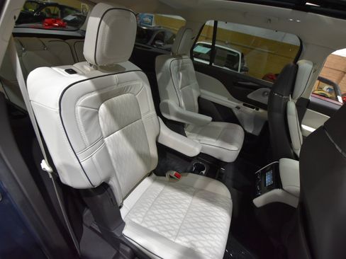 Used 2022 Lincoln Aviator Black Label image 53