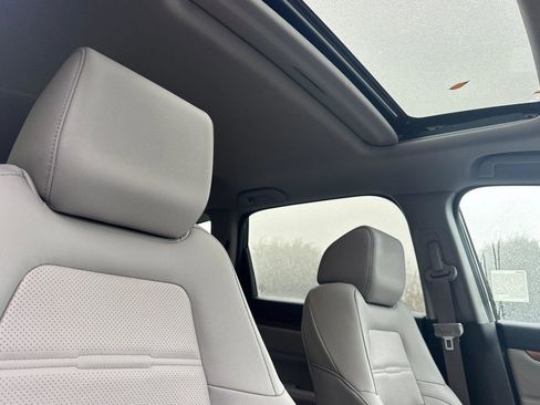 Certified 2020 Honda CR-V Touring image 17
