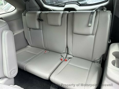 Used 2019 Toyota Highlander Limited Platinum AWD/4WD image 25