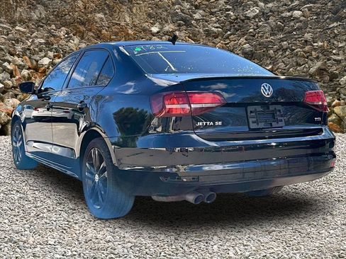 Used 2018 Volkswagen Jetta Sport image 10