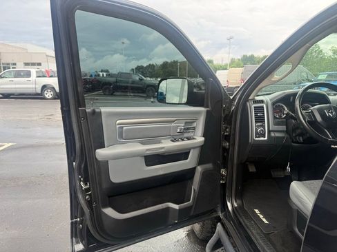 Used 2016 RAM 3500 Big Horn w/ Black Appearance Group AWD/4WD image 15