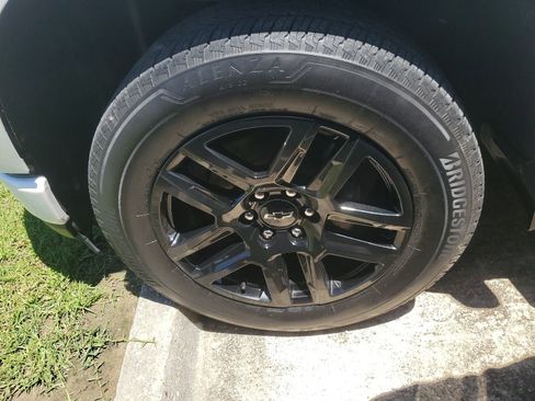 Used 2020 Chevrolet Silverado 1500 RST AWD/4WD image 7