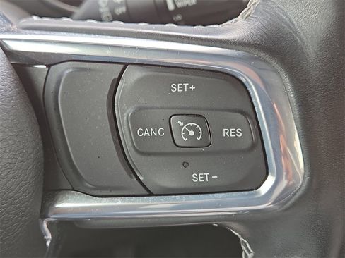 Used 2023 Jeep Wrangler Sahara w/ Cold Weather Group image 28