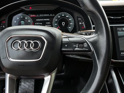 Used 2023 Audi Q8 Premium w/ Convenience Package AWD/4WD image 20