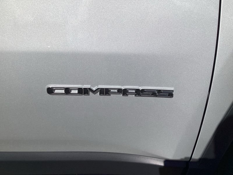 New 2026 Jeep Compass Limited AWD/4WD image 10