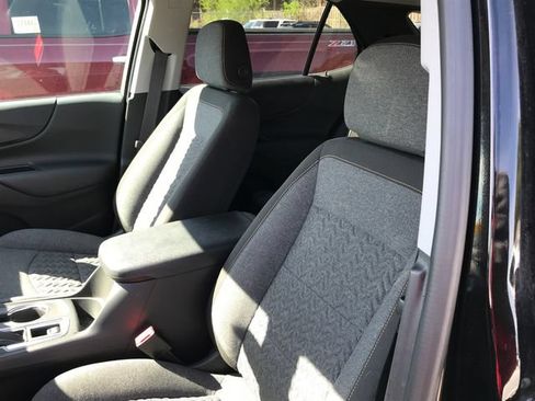 Certified 2024 Chevrolet Equinox LT w/ LPO, Floor Liner Package FWD image 5