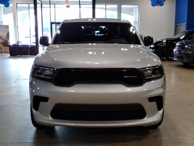 Used 2025 Dodge Durango GT AWD/4WD image 3