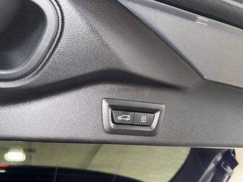 Certified 2025 BMW X5 xDrive50e w/ Premium Package image 14