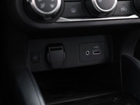 New 2025 Nissan Versa SV w/ Trunk Package image 14