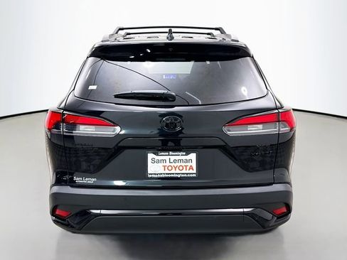 Used 2024 Toyota Corolla Cross XSE w/ Convenience Package image 6