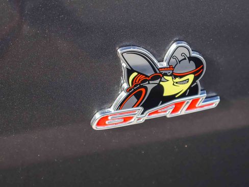 Used 2016 Dodge Challenger R/T Scat Pack w/ Driver Convenience Group image 25