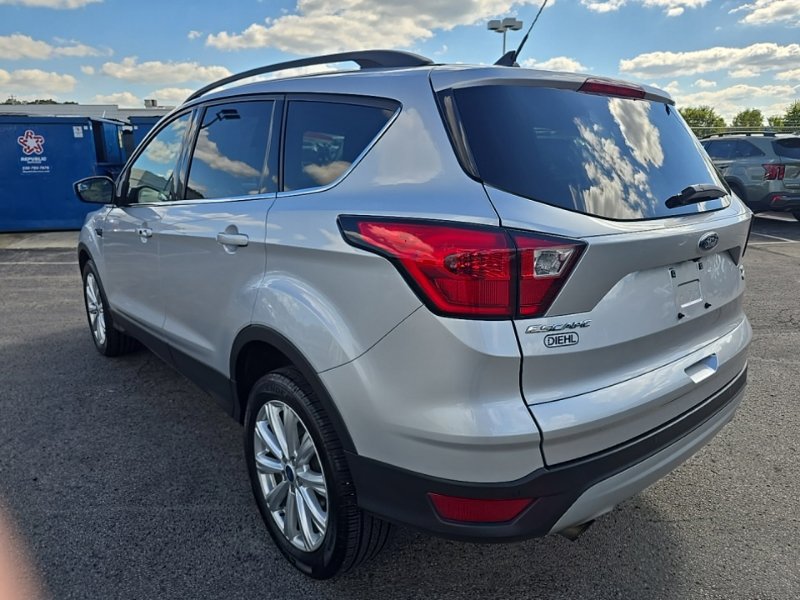 Used 2019 Ford Escape SEL AWD/4WD image 9