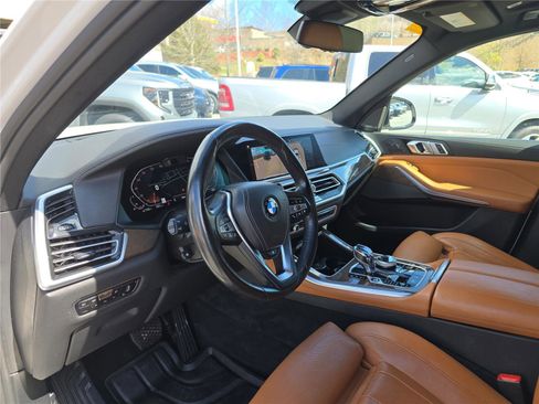 Used 2021 BMW X5 xDrive40i w/ Executive Package image 23