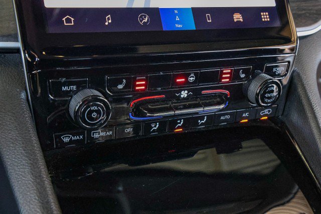 Used 2022 Jeep Grand Cherokee Limited RWD image 19