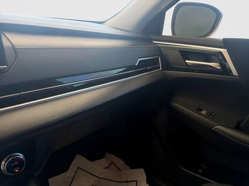 Used 2022 Mitsubishi Outlander ES FWD image 26