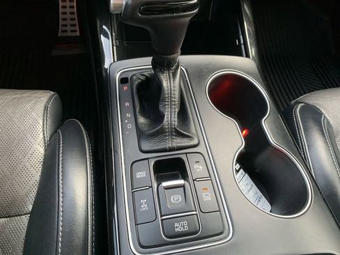 Used 2017 Kia Sorento SX image 27