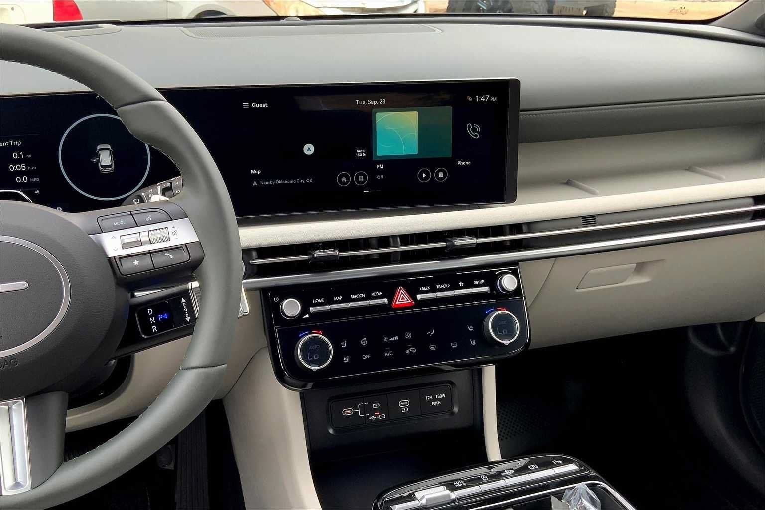 New 2026 Hyundai Tucson Limited AWD/4WD image 6