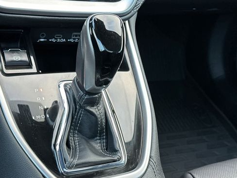 Used 2024 Subaru Outback Limited image 25