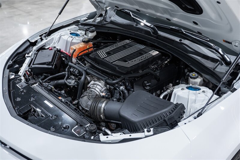 Used 2018 Chevrolet Camaro ZL1 RWD image 40