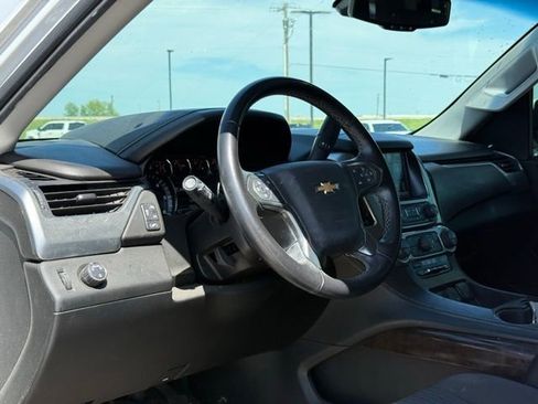 Used 2019 Chevrolet Tahoe LS w/ Enhanced Driver Alert Package image 17