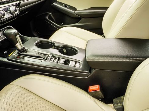Used 2024 Honda Civic Sport Touring image 18