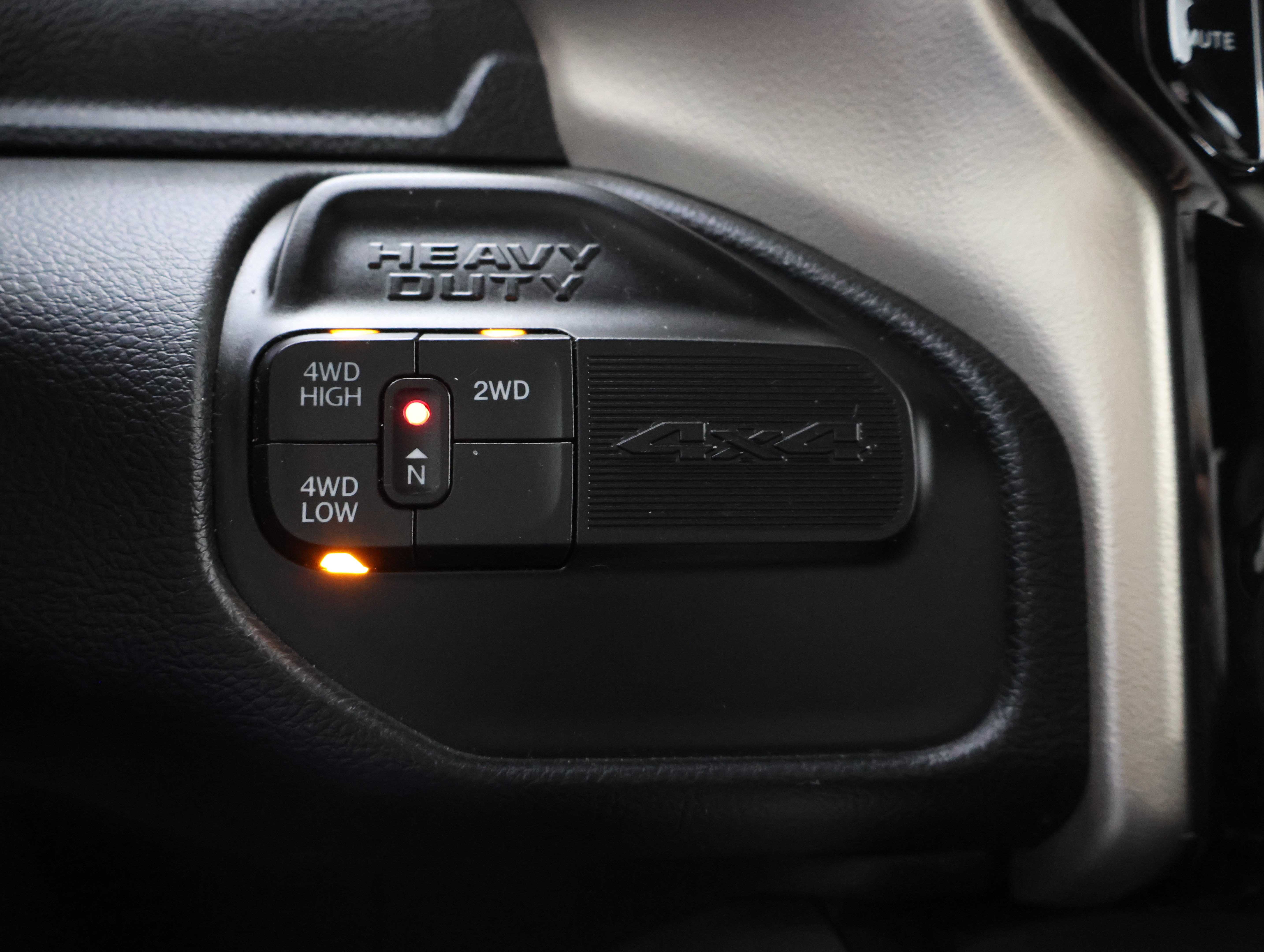 Used 2019 RAM 3500 Laramie AWD/4WD image 44