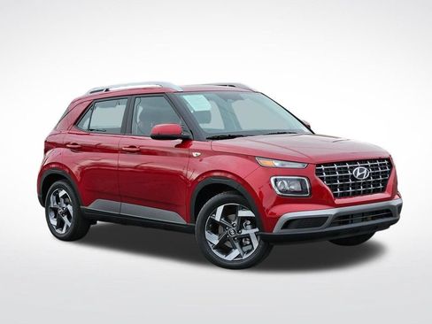 Used 2026 Hyundai Venue SEL FWD image 1