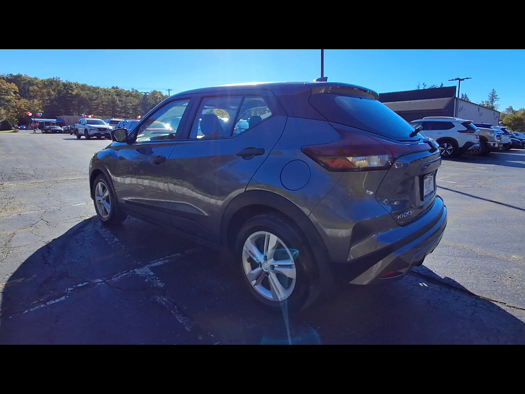 Certified 2025 Nissan Kicks Play S w/ Interior Electronics Package FWD image 5