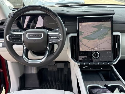 New 2026 GMC Acadia Denali w/ Super Cruise Package image 8