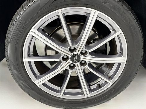 Certified 2023 Audi SQ5 Premium Plus w/ Premium Plus Package AWD/4WD image 32