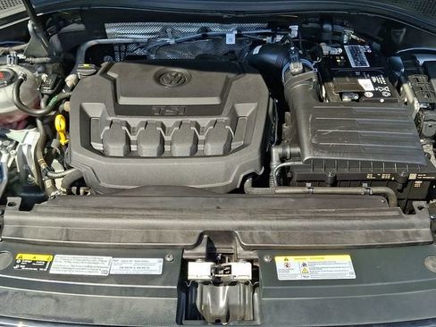 Used 2022 Volkswagen Tiguan SE R-Line AWD/4WD image 28